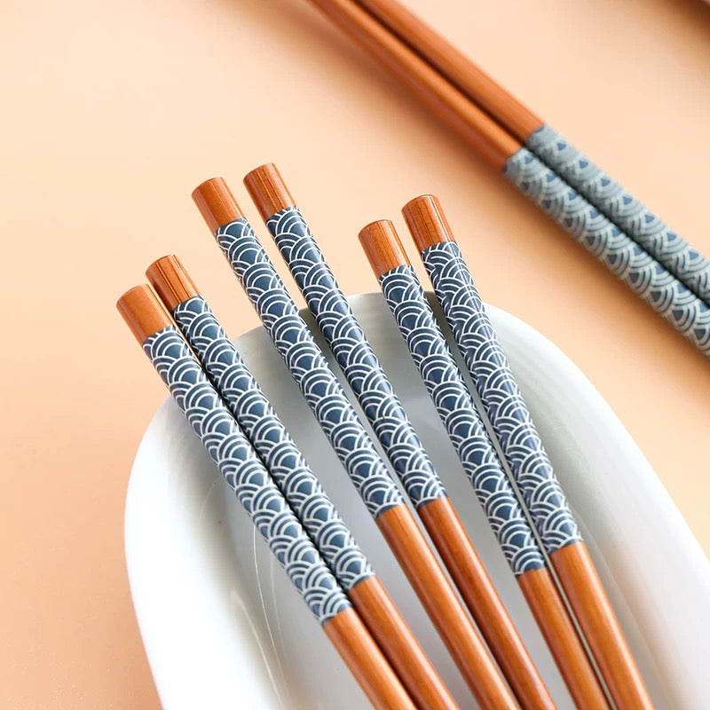 Seigaiha Bamboo Chopsticks Set