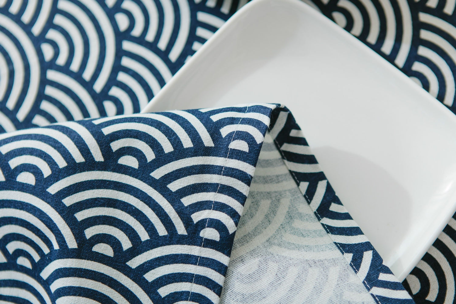 Seigaiha Blue Wave Linen Table Cloth