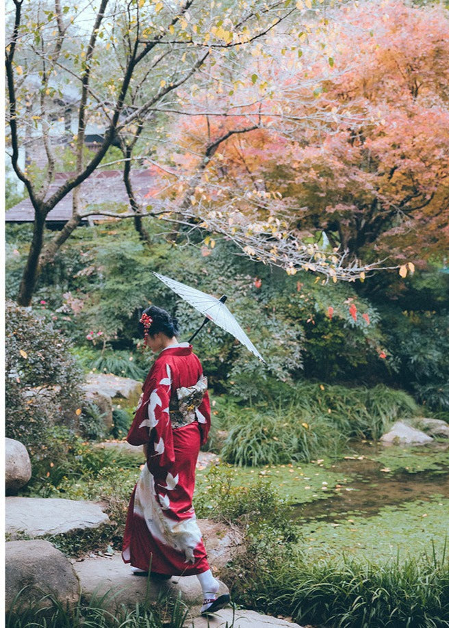 Women Red Crane Yukata Robe